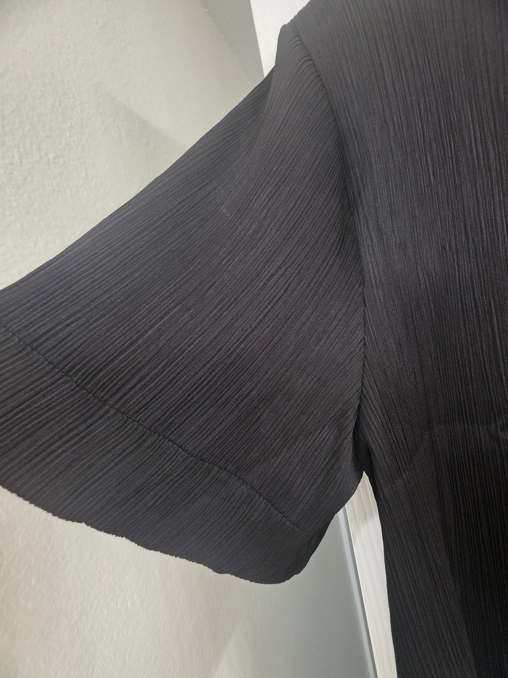 Calvin Klein Black Ribbed Short Sleeve Crewneck Top - Picture 4 of 6